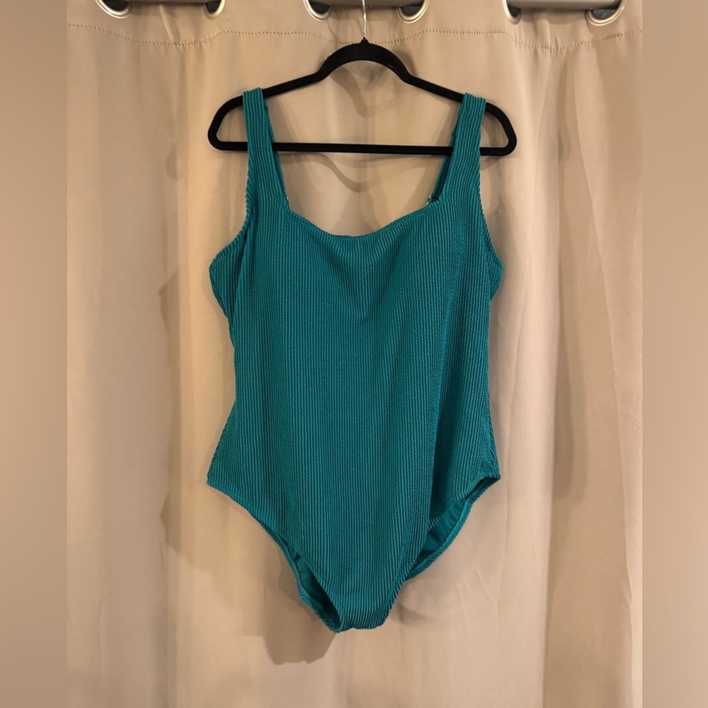 Kona Sol Vibrant Teal Women’s One Piece Swimsuit